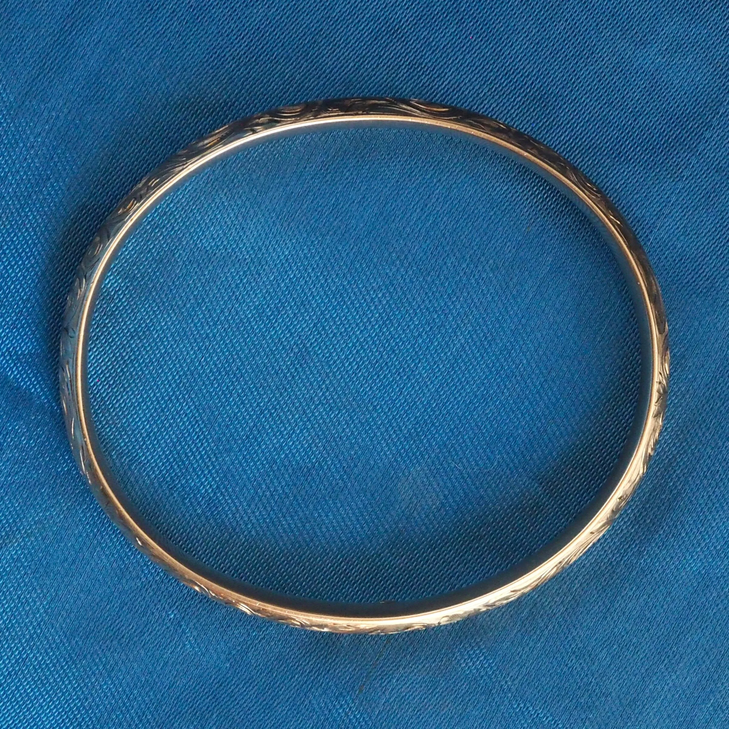 Antique Edwardian 14k Gold Engraved Floral Bangle